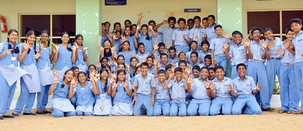 டீச்சர் அல்ல...ஆன்ட்டி !