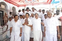 பட்ஜெட்டை புறக்கணித்தது தி.மு.க., இந்திய கம்யூனிஸ்ட்