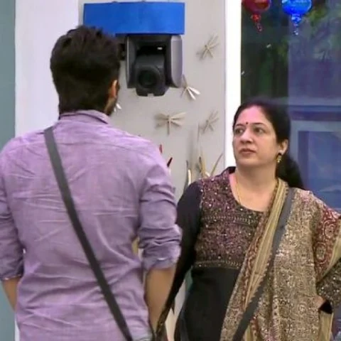 "எனக்கு ஒரு முத்தம் கொடும்மானு அவன் கேட்டதும் கலங்கிட்டேன்!" நெகிழும் பிக் பாஸ் ஹரீஷ் கல்யாண் அம்மா