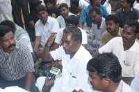 வேளாங்கண்ணியிலிருந்து வெளியேற்றம்: சிங்களர்கள் வாகனம் மீது கல்வீசி தாக்குதல்!
