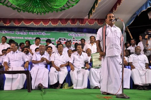 ஜெயலலிதாவை டெல்லிக்கு மாற்றுங்கள்: போடியில் முழங்கிய நாஞ்சில் சம்பத்
