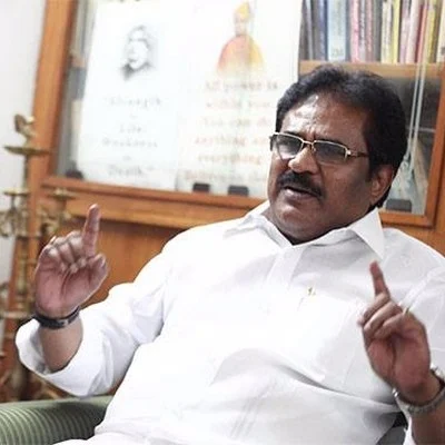 கருணாநிதியை ராகுல் சந்தித்தால்தான் தேவையற்ற அரசியல்! - ‘திகுதிகு' திருநாவுக்கரசர்