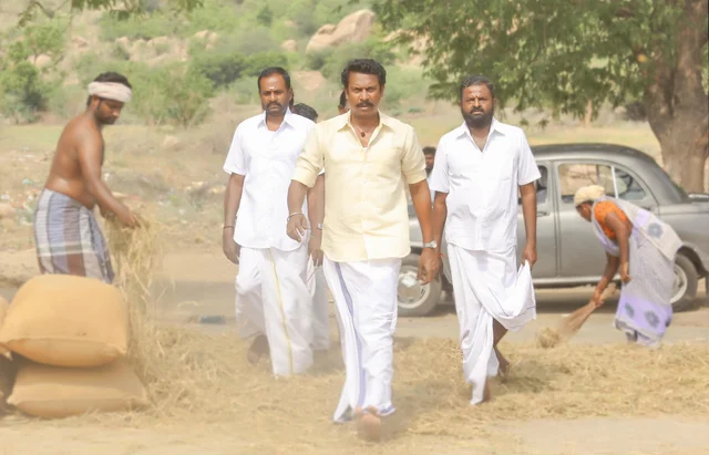 நல்ல படம் மக்களே... ஆனா, கபாலியை கலாய்ச்சது ஏன்? - 'மதுரவீரன்' விமர்சனம்