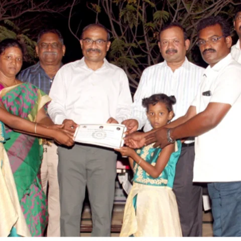 காவலர்களுக்கான பயிற்சியில் ராணுவ வீரரை சிறப்பு விருந்தினராக அழைத்துப் பேசவைத்த காவல்துறை! - கரூர் நெகிழ்ச்சி