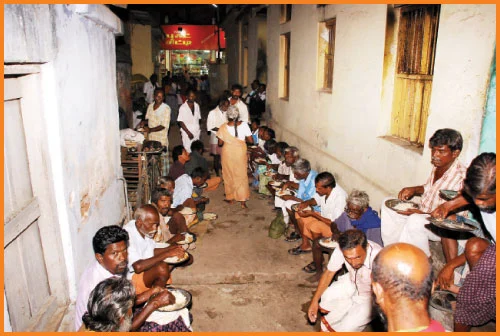 வாடிய மனிதர்களைக் கண்டபோது வாடுவோம் !