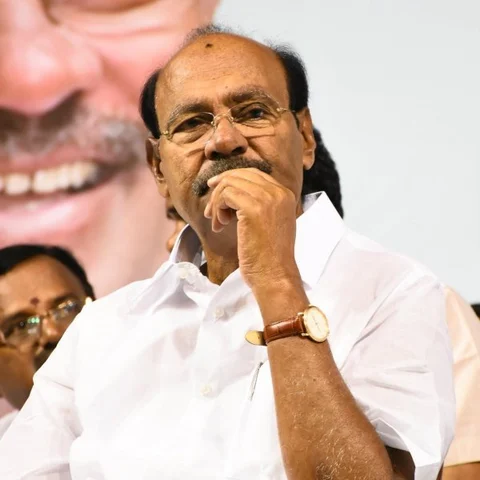 பா.ம.க-வுக்குப் பாதகமான 3 தொகுதிகள்! - உளவுத்துறை அறிக்கையை சுட்டிக்காட்டிய அ.தி.மு.க