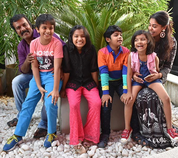 ஷூட்டிங் போனா..நடி நடி...வீட்டுக்குப் போனா படி படி- பசங்க-2 சுட்டீஸுடன் ஒரு ஜாலி சந்திப்பு!