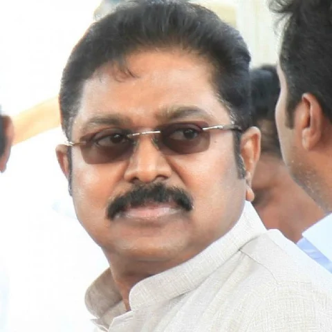 15 நாள் நீதிமன்றக் காவல்! திகார் சிறையில் டி.டி.வி.தினகரன் அடைப்பு