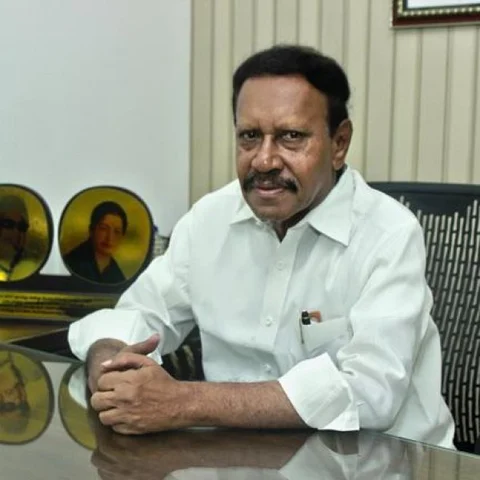``கஜா புயலை தேசிய பேரிடராக அறிவிக்க வேண்டும்!" - மத்திய அரசுக்கு தம்பிதுரை வேண்டுகோள்