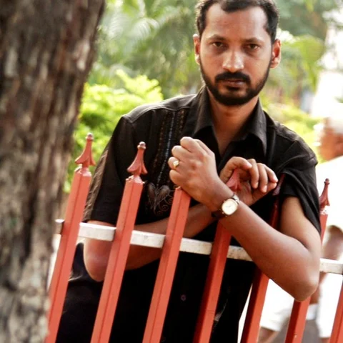 வரிகளில் வானத்தை அளந்த கவிஞன்! - நா.முத்துக்குமார் பிறந்த தின சிறப்புப் பகிர்வு
