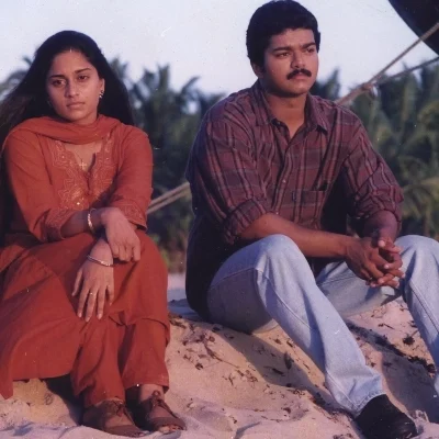 காதலுக்கு மரியாதை செய்! #LoveAndLoveOnly