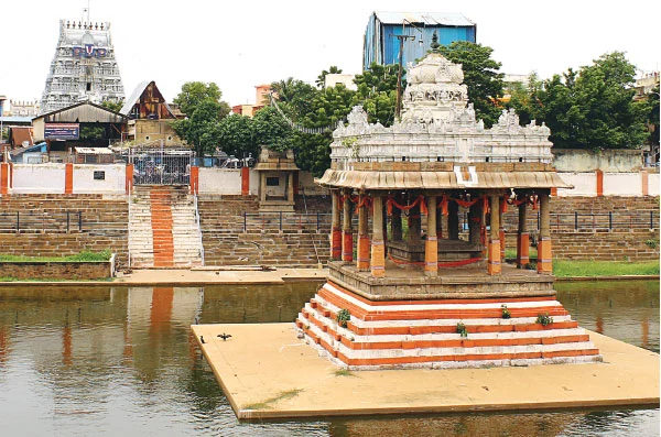 ஒருநாள்...ஓரிடம்...ஓர் அனுபவம்..!