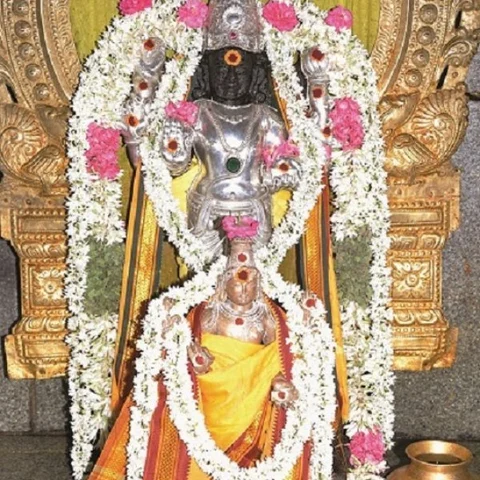 இன்று குருப்பெயர்ச்சி... பரிகாரம் செய்யவேண்டிய ராசிக்காரர்கள் யார் யார்?