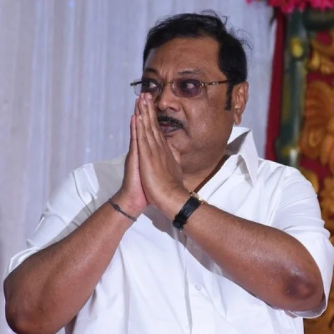 `திருவாரூர் இடைத்தேர்தலில் போட்டியா?' - ஆதரவாளர்கள் கேள்விக்கு அழகிரியின் பதில்