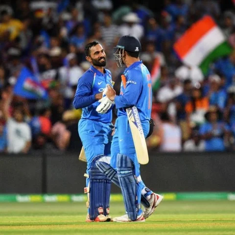 `ஒரே ஒரு ஷாட் போதும் என்பதை நாங்கள் உணர்ந்தே இருந்தோம்!’ - தோனி பாட்னர்ஷிப் குறித்து தினேஷ் கார்த்திக்