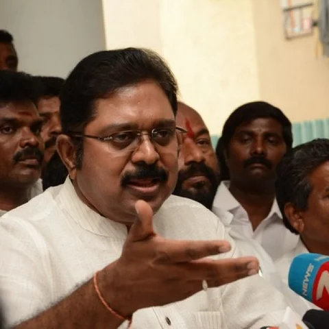 ஸ்லீப்பர் செல்கள் எப்போது வெளிப்படுவார்கள்? - டி.டி.வி.தினகரன் தடாலடி