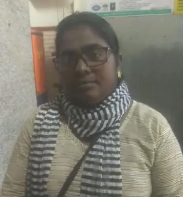 ‘2 மணி நேரம் சந்நிதான பூஜைகளில் பங்கேற்றேன்’- முதியவர் வேடத்தில் சபரிமலை சென்ற இளம் பெண்