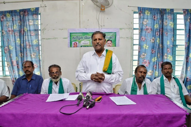 `மானியங்களை கூட அதிகாரிகளே எடுத்துக்கொள்கின்றனர்’ - குற்றம்சாட்டும் விவசாயிகள் சங்கம்