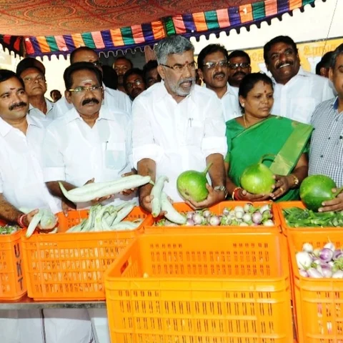 'சட்டமன்றத்தில் ஸ்டாலின் சொன்னது பொய்!’ - செல்லூர் ராஜூ