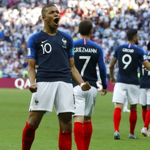 கிலியன் எம்பாப்பே - பிரான்ஸ் அணியின் 19 வயது பாயும்புலி! #WorldCup