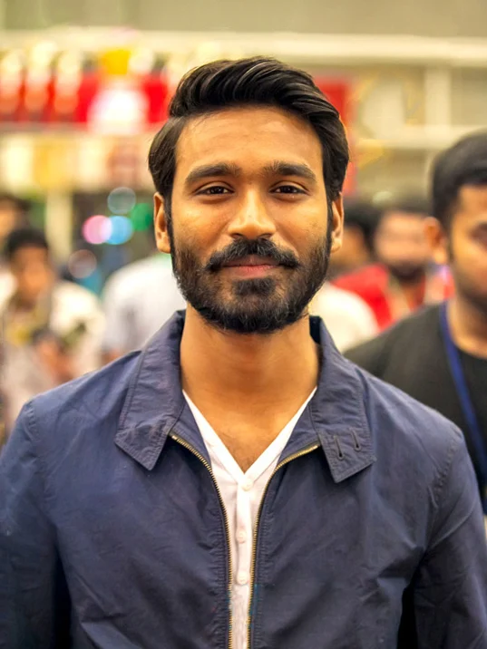 நான் ஜல்லிக்கட்டை ஆதரிக்கிறேன்...வதந்திகளை நம்பவேண்டாம் - தனுஷ்!
