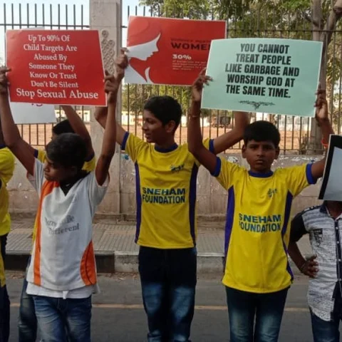`நடவடிக்கை எடுக்கலைன்னா ஓட்டு இல்லை' - பொள்ளாச்சி சம்பவத்தில் கொதிக்கும் மக்கள்!