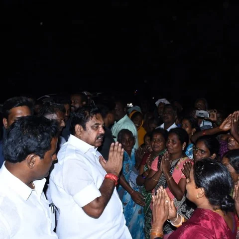 ``திருவாரூர் மாவட்டத்தில் 1 லட்சம் கான்க்ரீட் வீடுகள் கட்டித்தரப்படும்” - உறுதியளித்த முதல்வர்