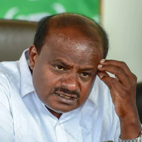 `கர்நாடகாவில் காலாவை வெளியிடாமல் இருப்பதே நல்லது!' - குமாரசாமி கருத்து!