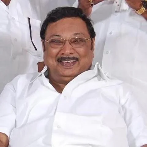 ` கரும்புள்ளி ஆகிவிடக் கூடாது!' - சமரசப் பேச்சால் சமாதானமான அழகிரி