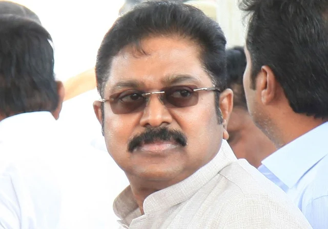15 நாள் நீதிமன்றக் காவல்! திகார் சிறையில் டி.டி.வி.தினகரன் அடைப்பு