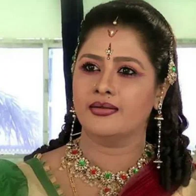 ரத்தத்தில் கடிதம் எழுதிய ரசிகர். காவியாஞ்சலி ஸ்ரீகன்யாவின் அதிர்ச்சியும் ஆச்சர்யமும்!