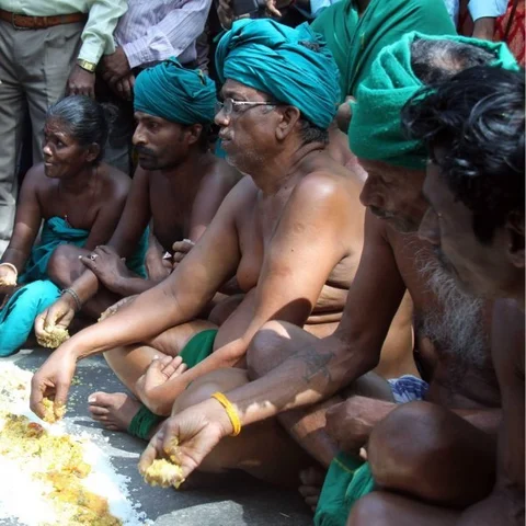 தமிழ்நாட்டில் ஒரு தொகுதியில் 1,033 பேர் போட்டியிட்ட கதை தெரியுமா? ஹலோ... ப்ளூடிக் நண்பா!