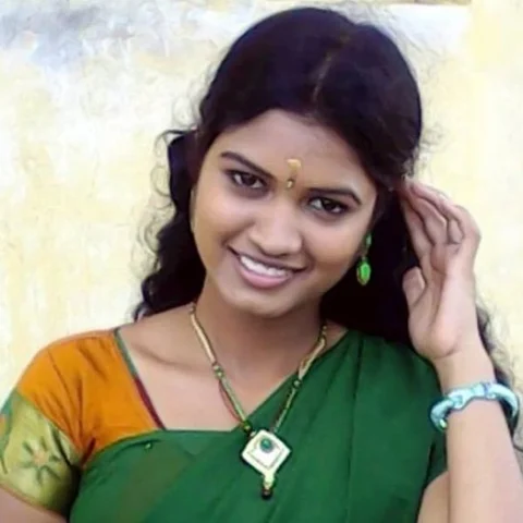 `உன்னைவிட்டு வாழ முடியல; லவ் யூ புருஷகுட்டி' - துணை நடிகை யாஷிகாவின் கடிதம்
