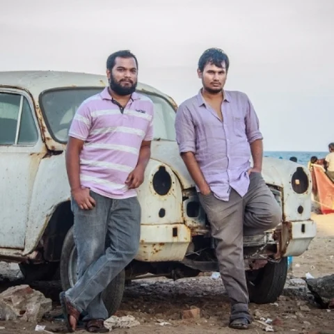 யூ- டியூபில் கலக்கும் ‘குரங்கன்’ - இது தமிழின் ‘ராக்’ இசைக்குழு..!