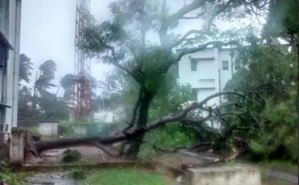 புயல் சேதங்களை பார்வையிட நாளை விசாகப்பட்டினம் செல்கிறார் பிரதமர் மோடி!