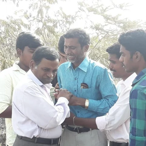 கருகிக்கிடந்த 100 மரங்கள்! - கதறி அழுத திருப்பூர் அரசுக் கல்லூரி ஆசிரியர்கள், மாணவர்கள்