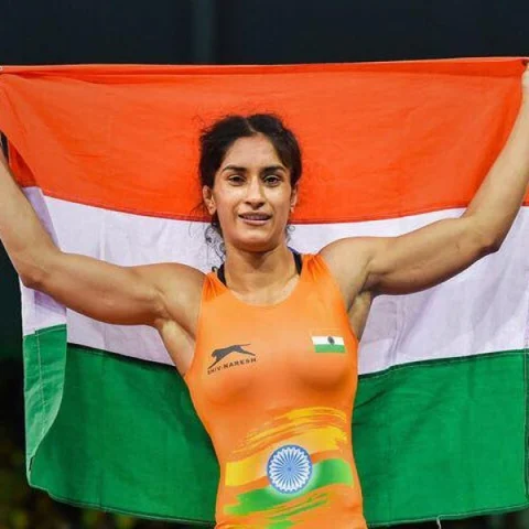 ‘வினேஷ் போகத் ஒரு வெற்றி இரண்டு சாதனை’- சச்சின் வாழ்த்து