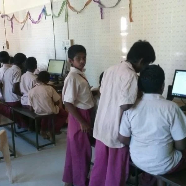 அரசுப் பள்ளி