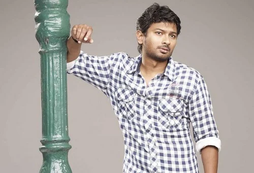 உதயநிதியின் திடீர்மாற்றத்துக்கு முருகதாஸ் காரணம்!