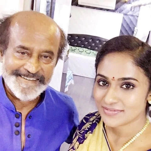 " ‘மேக்கப் இல்லாமலே அழகாதான இருக்கீங்க'ன்னார் ரஜினி சார்..!" - ‘சிங்கப்பூர்’ சுகன்யா