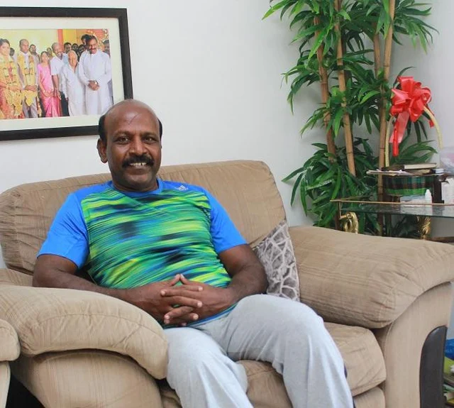 `ஆட்சியைக் கலைப்பது சசிகலா நோக்கம் கிடையாது!' - ஸ்டாலின், எடப்பாடி, தினகரன் முக்கோண மோதலின் பின்னணி