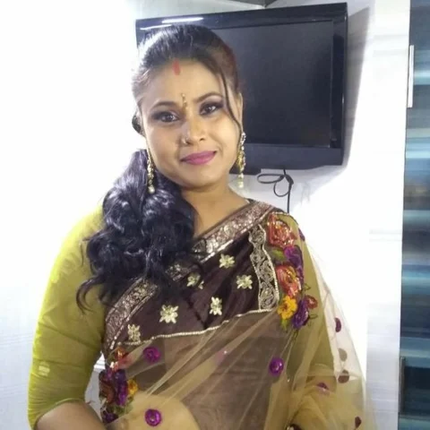 ``என் மேலயும் அந்த முத்திரையைக் குத்திட்டாங்க!" 'திருமதி செல்வம்' கெளதமி