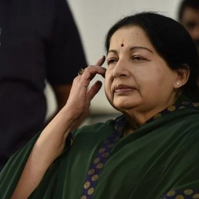 குற்றவாளி பட்டியலில் உள்ளவர் அதிமுக வேட்பாளர்: ஒரு அதிர்ச்சி ரிப்போர்ட்!