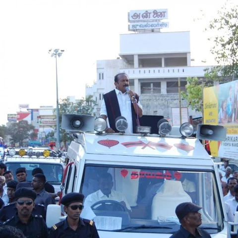 `இந்தக் கல்வீச்சுக்கெல்லாம் நான் பயப்பட மாட்டேன்!’ - பா.ஜ.க-வினருக்கு வைகோ சவால்