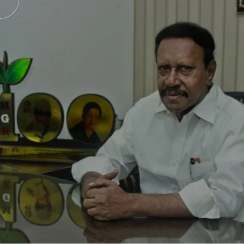 "பா.ஜ.க-வோடு எந்தக் கட்சிதான் கூட்டணி வைக்கல!"- தம்பிதுரை