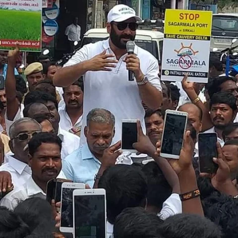 `ஹைட்ரோகார்பன் திட்டம் அனுமதிக்கப்பட்டால் பூகம்பம் ஏற்படும்'! - எச்சரிக்கும் அன்புமணி