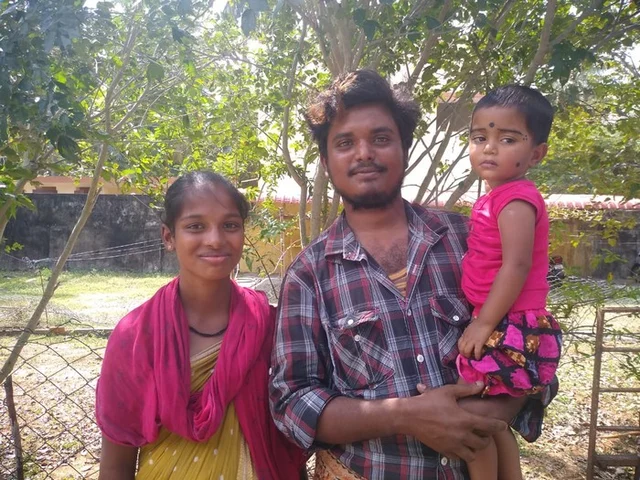`எங்கப் பொண்ணு கிடைச்சிட்டா; இனி வாழ்க்கையே சந்தோஷம்தான்!'- ஹரிணியின் பெற்றோர் ஆனந்தக் கண்ணீர்