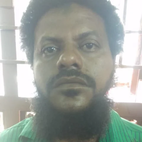 நீதிபதி முன் மனைவியை கத்தியால் குத்திய கணவர் - சென்னை குடும்ப நல நீதிமன்றத்தில் பயங்கரம்