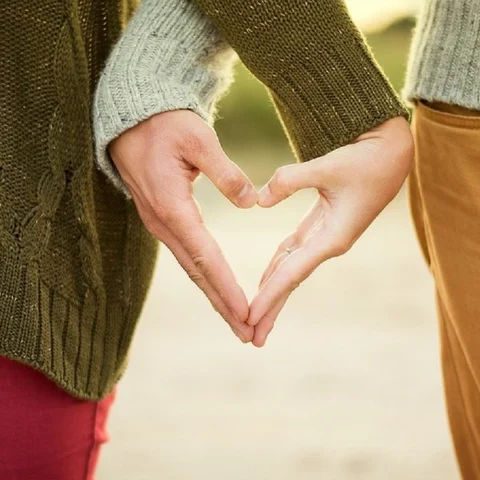 ``காதலுக்கு சாதி, மதம் மட்டுமல்ல... பாலினமும் தடை இல்லை!" LGBT ஆதரவாளர்கள் #ValentinesDay