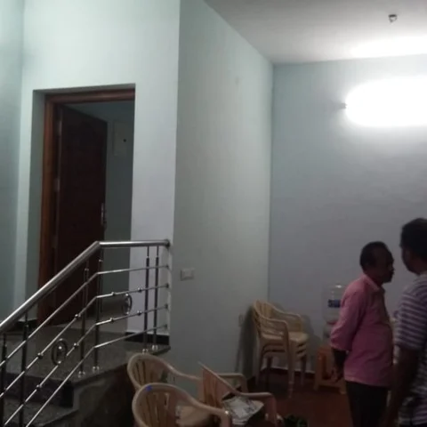 தி.மு.க வேட்பாளர் கனிமொழியின் தூத்துக்குடி வீட்டில் ஐ.டி ரெய்டு!
